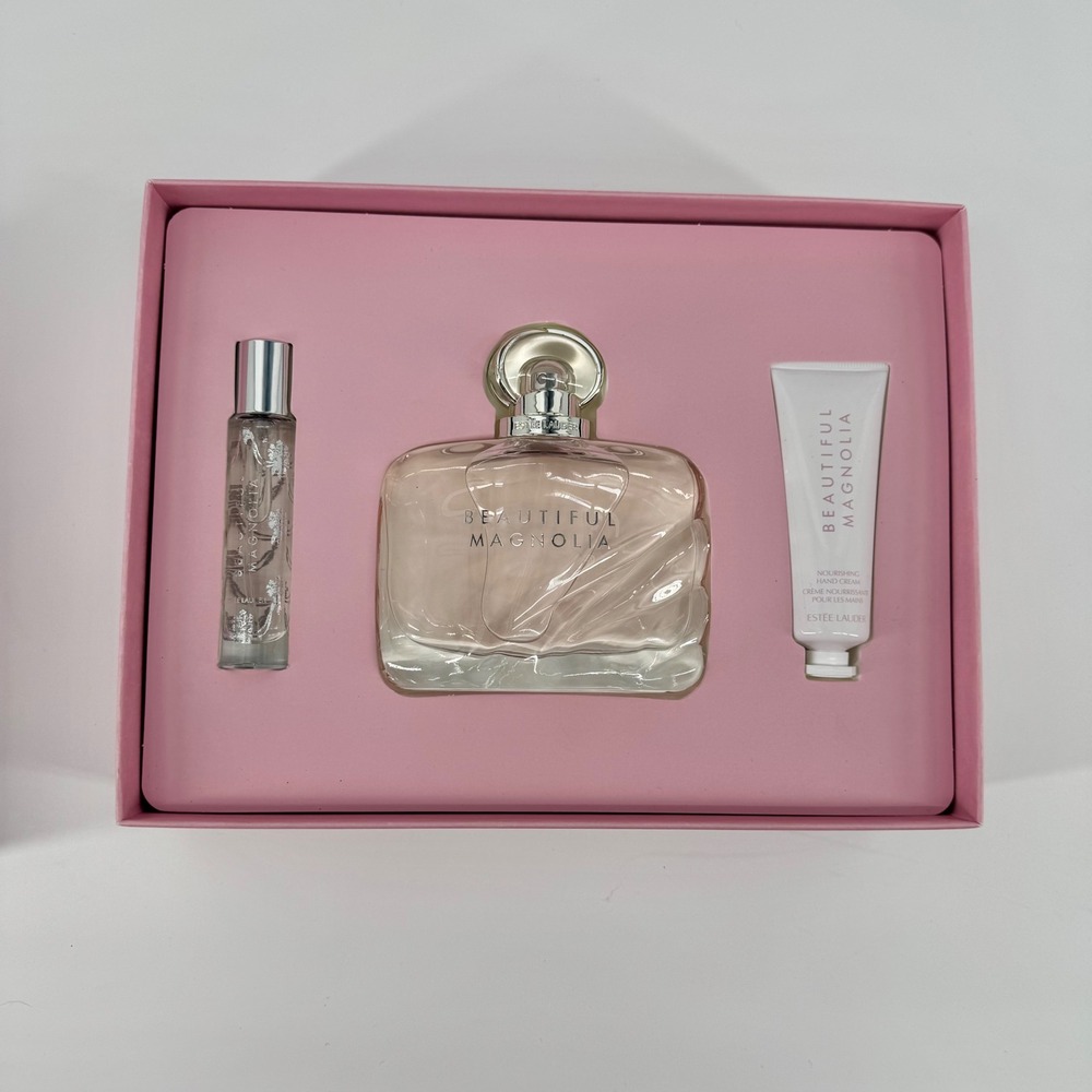Estee Lauder Beautiful Magnolia Eau de Parfum Travel Spray & Hand Cream Gift Set - Picture 2 of 4